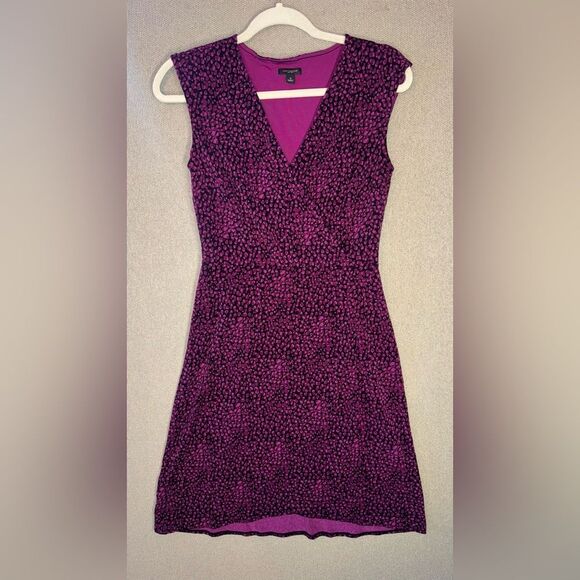 Ann Taylor Dresses & Skirts - Ann Taylor size 0 Crossover A-Line Shift Dress Pink Sleeveless Pullover V-Neck